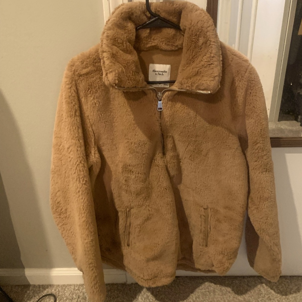 A&F faux fur 3 quarter zip pullover. SMALL